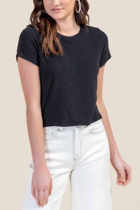 Francesca's Alexandra Cropped Tee - Black