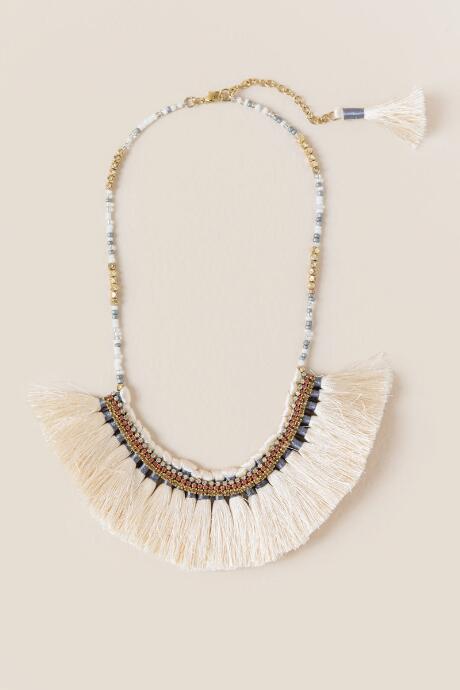 Francesca's Naveen Ivory Tassel Fan Necklace - Ivory
