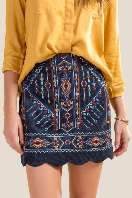 Francesca's Nela Scalloped Hem Embroidered Skirt - Navy