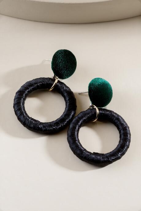 Francesca's Samantha Velvet Earrings - Black