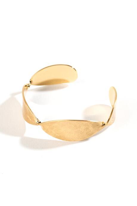 Francesca's Patricia Scalloped Open Cuff - Gold