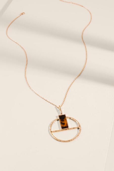 Francesca's Adeline Tortoise Pendant Necklace - Amber