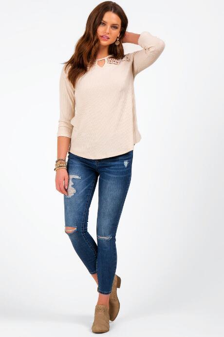 Francesca's Kai Keyhole Eyelet Top - Ivory