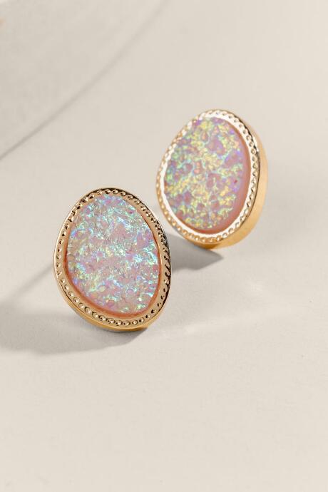 Francesca's Madison Oblong Druzy Stud Earrings - Iridescent
