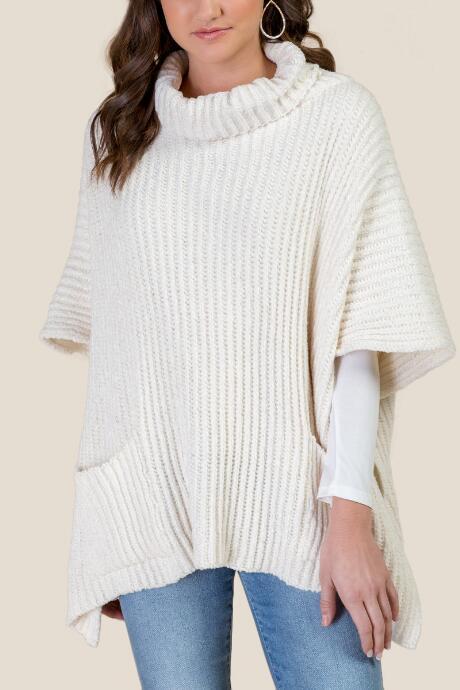 Francesca's Primrose Chenille Poncho - Ivory