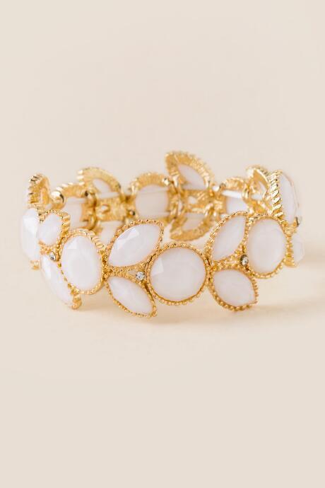 Francesca's Corinne Circle Marquis Stretch Bracelet - White