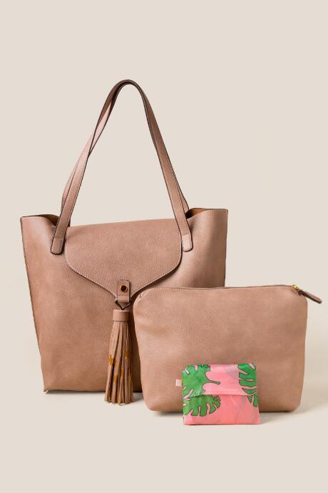 Francesca's Kendall Fringe Tote - Mauve