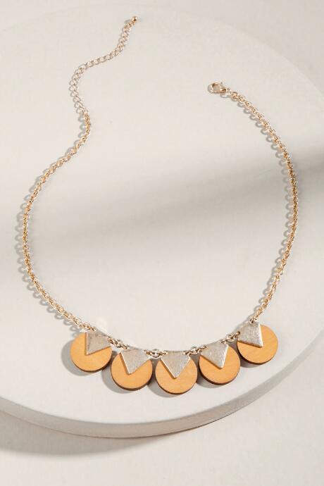 Francesca's Carla Wood Circle Necklace - Natural