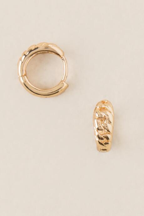 Francesca's Sienna Huggie Hoop Earring - Gold