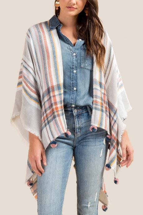 Francesca's Amanda Plaid Ruana - Gray