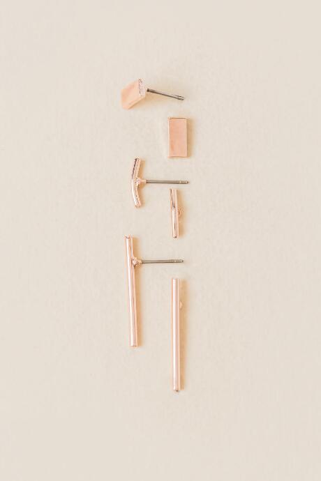 Francesca's Daniela Bar Stud Earring Set In Rose Gold - Rose/gold