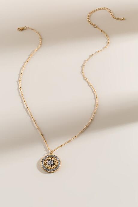 Francesca's Farah Filigree Pendant In Gold - Gold