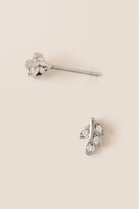 Francesca's Lena Cubic Zirconia Leaf Stud Earring - Crystal