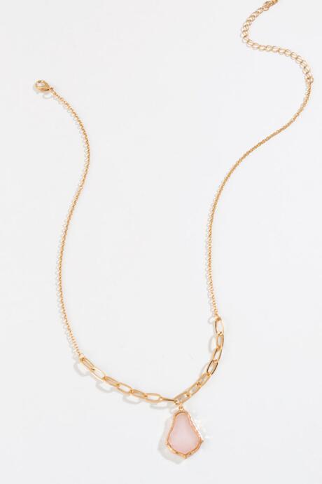 Francesca's Selah Moroccan Pendant Necklace - Blush