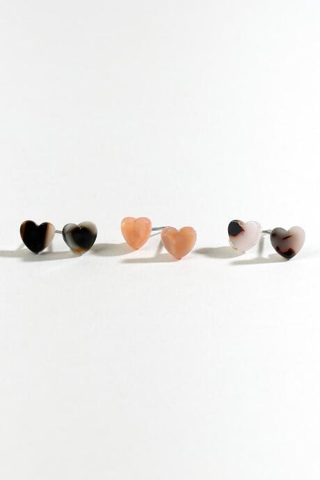 Francesca's Monica Heart Studs Set - Blush