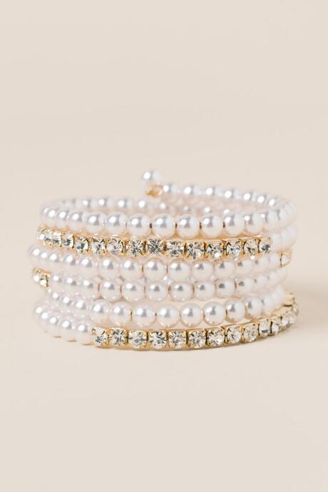 Francesca's Cornelia Pearl Coil Bracelet - Pearl