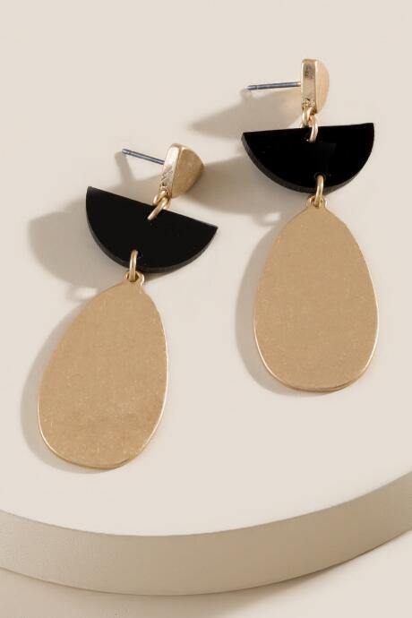 Francesca's Tara Linear Drop Earrings - Gold