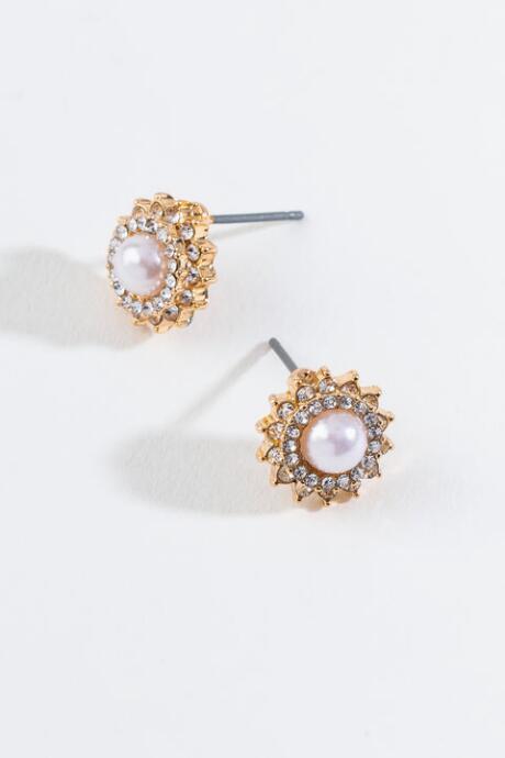 Francesca's Holly Pearl Starburst Studs - Pearl
