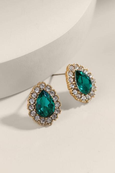 Francesca's Valerie Faceted Glass Stud Earrings - Emerald