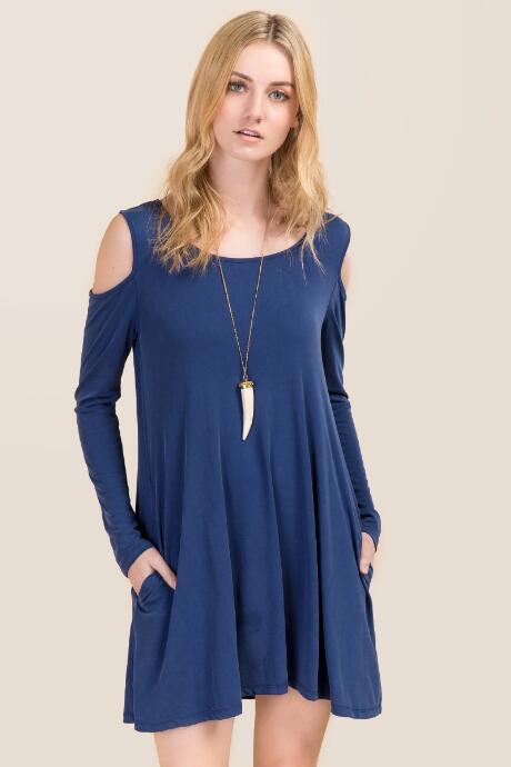 Alya Rachelle Cold Shoulder Shift Dress - Navy