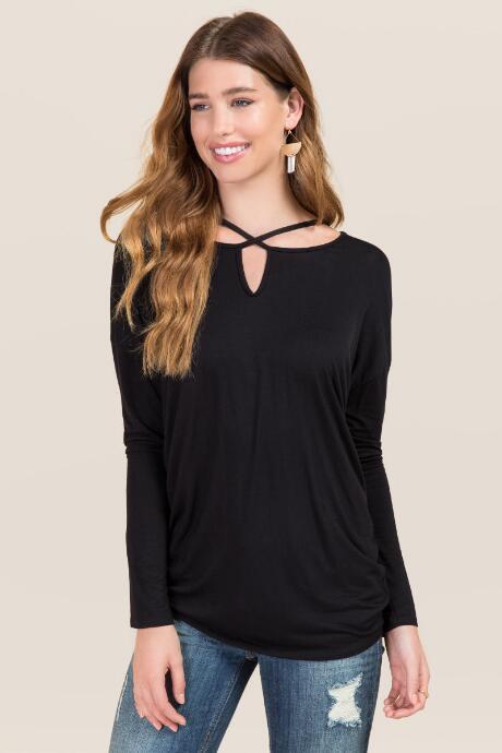 Francesca's Alyssa Strappy Basic Tee - Black