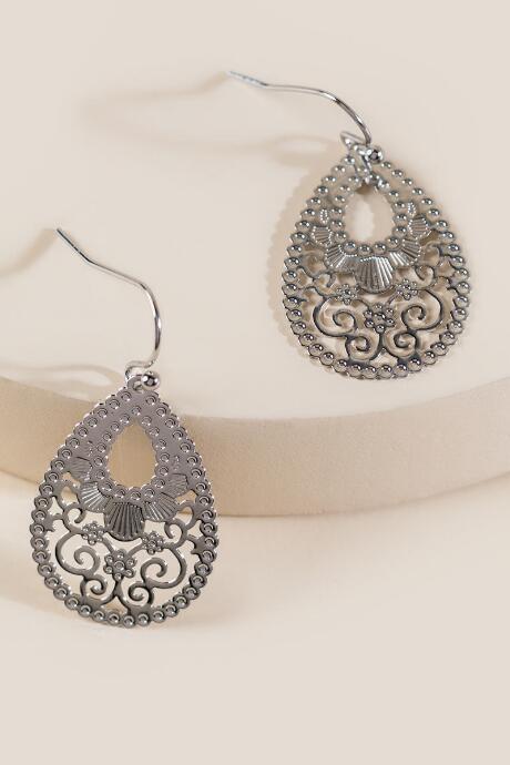 Francesca's Maryam Teardrop Earrings - Silver