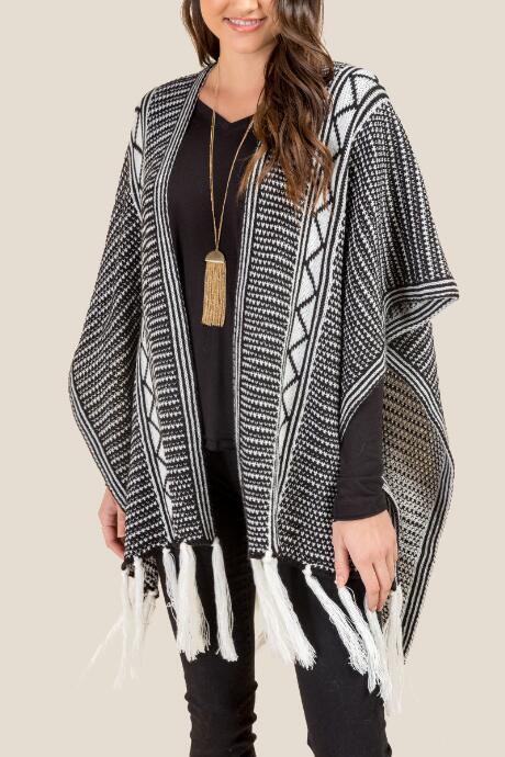 Francesca's Hunter Zig Zag Ruana - Black