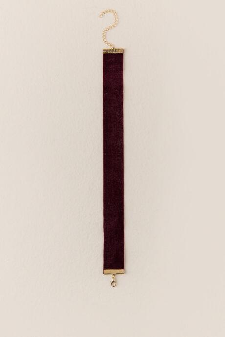 Francesca's Ally Wide Velvet Choker - Burgundy