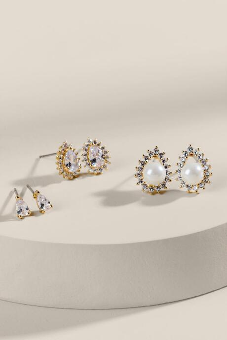 Francesca's Nancy Pearl And Cz Stud Earring Set - Crystal