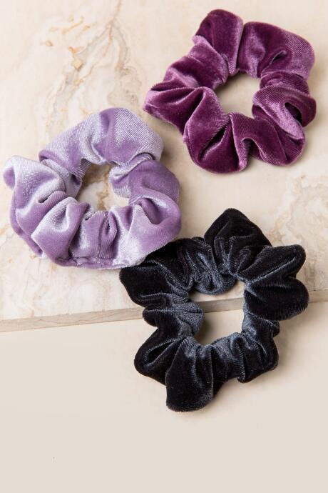 Francesca's Nena Velvet Scrunchie Set - Multi