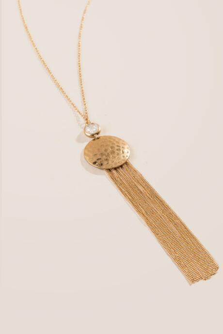 Francesca's Darla Fringe Metal Circle Pendant Necklace - Gold