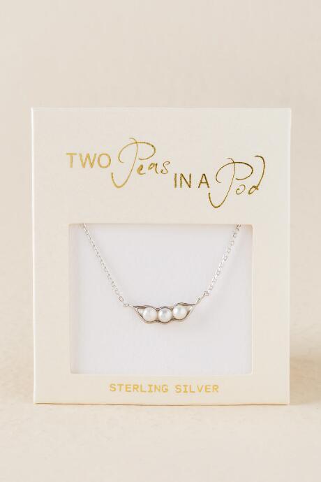 Francesca's Two Peas In A Pod Pearl Necklace - Silver