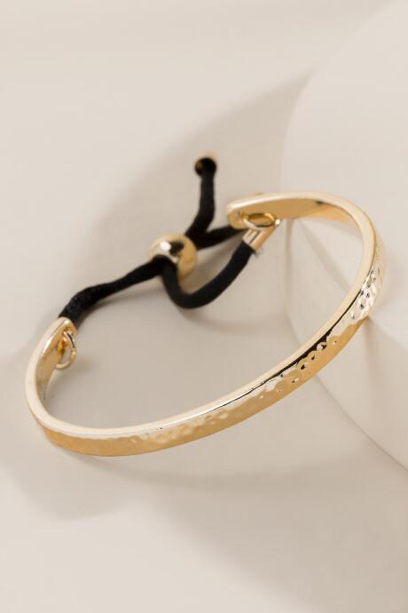 Francesca's Hailey Metal Bangle Pull Tie Bracelet - Gold