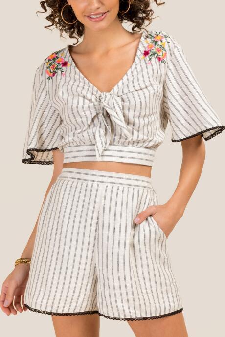 Francesca Inchess Reed Embroidered Tie Front Blouse - Black/white
