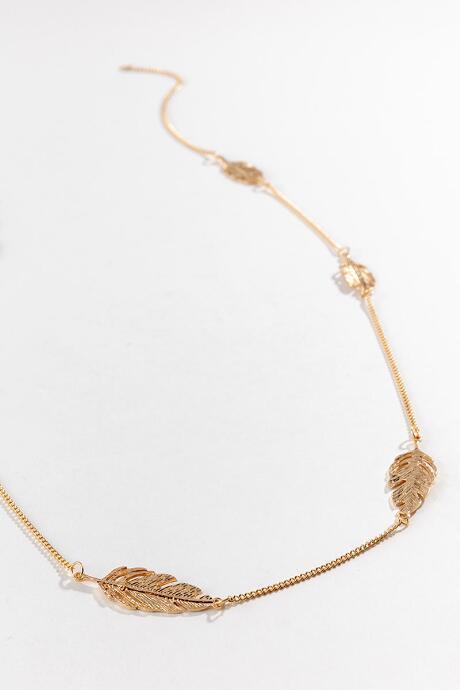 Francesca's Marsha Leaf Station Necklace - Gold