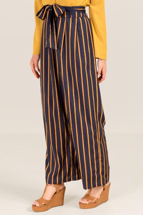 Francesca's Mel Tie Waist Pinstriped Pants - Navy
