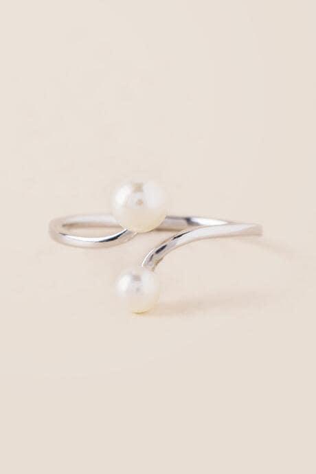 Francesca's Charlotte Pearl Wrap Ring - Pearl