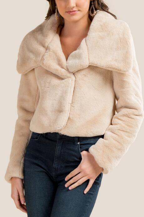 Francesca's Veronica Cropped Faux Fur Coat - Ivory