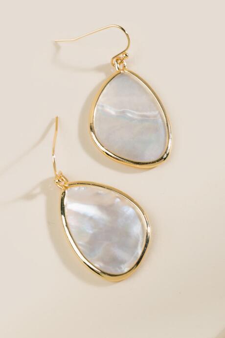 Francesca's Hadley Freshwater Pearl Drop Earrings - Pearl