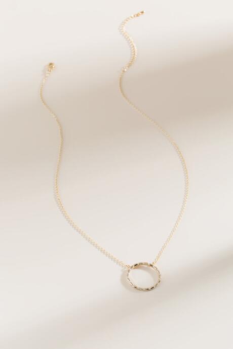 Francesca's Daya Open Circle Pendant Necklace - Gold