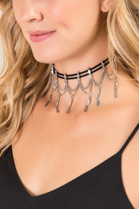 Francesca's Lucia Suede Metal Draped Choker - Black