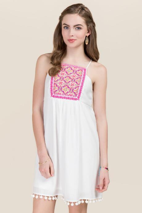 Mi Ami Sadie Embroidered Shift Dress - White