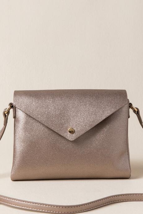 Francesca's Lila Pebbled Envelope Crossbody - Rose/gold