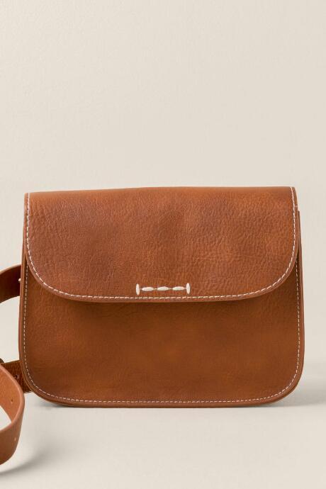 Francesca's Lacy Belt Bag - Cognac