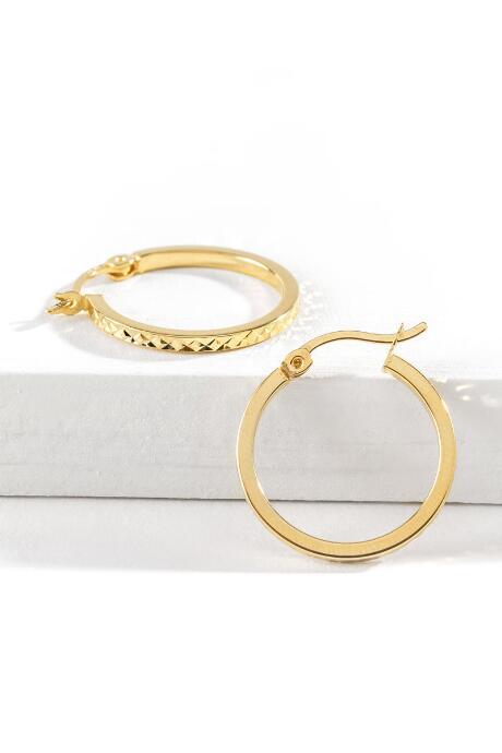 Francesca's Mariie Diamond Cut Hoop Earring - Gold