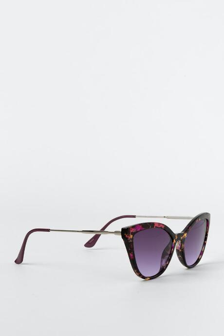 Francesca's Tamara Cat Eye Sunglasses - Purple