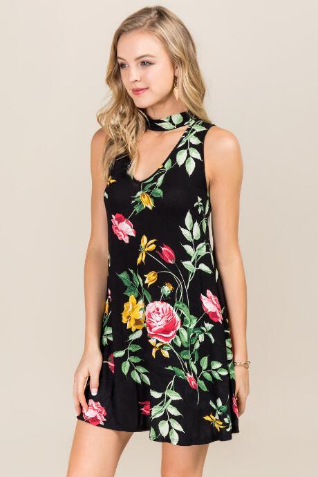 Francesca's Melina Floral Shift Dress - Black