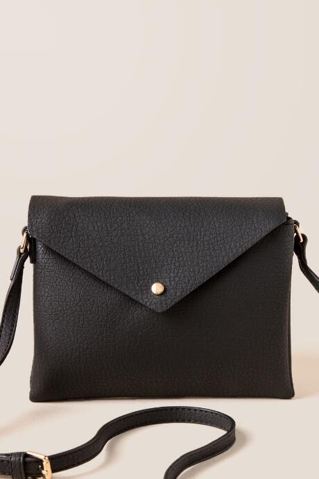 Francesca's Florence Envelope Clutch Crossbody - Black