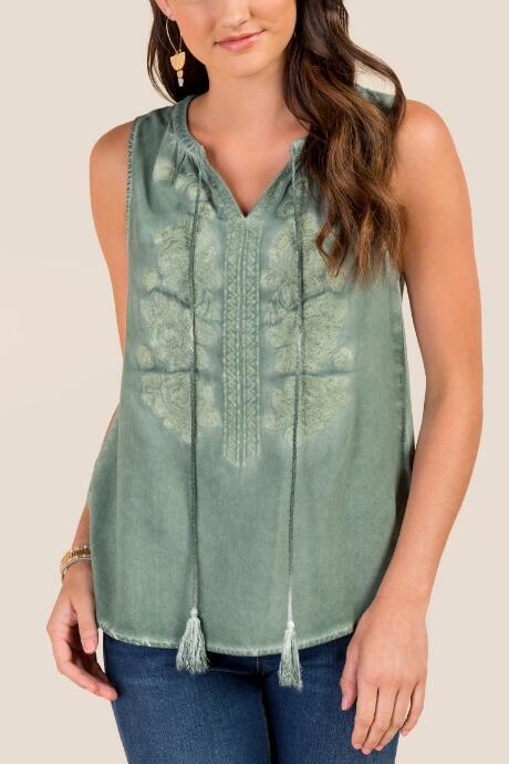 Francesca's Heather Ombre Embroidered Top - Dark Olive