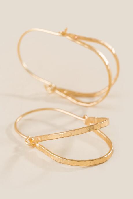 Francesca's Rosa Oval Hinge Hoop Earrings - Gold